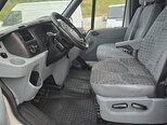 Ford Transit-9