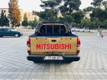Mitsubishi L200-8