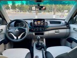 Mitsubishi L200-10