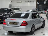Mercedes E 200-10
