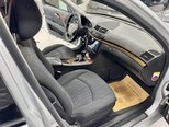 Mercedes E 200-19