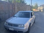 Volkswagen Golf-1