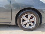 Toyota Prius-12