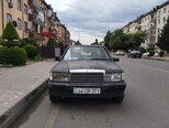 Mercedes 190-1