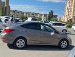 Hyundai Accent-8