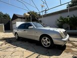 Mercedes E 290-4