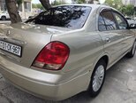 Nissan Sunny-7