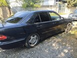 Mercedes E 200-6