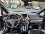 Opel Zafira-12