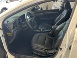 Hyundai Avante-17