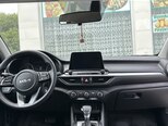 Kia Forte-10