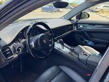 Porsche Panamera 4S-9