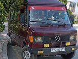 Mercedes 208 D-5
