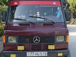 Mercedes 208 D-6