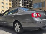 Volkswagen Passat-5