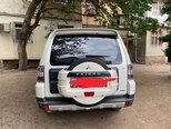 Mitsubishi Pajero-2