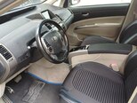 Toyota Prius-6