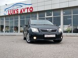 Toyota Avensis-1