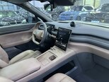 Nio ES8-10