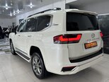 Toyota Land Cruiser-14