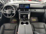 Toyota Land Cruiser-24