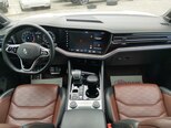Volkswagen Touareg-11