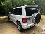 Mitsubishi Pajero io-3