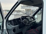Ford Transit-8