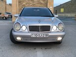 Mercedes E 200-1
