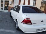Nissan Sunny-6