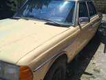 Mercedes W123-7
