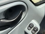 Ford Transit-12