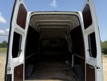 Ford Transit-7