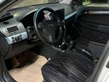 Opel Astra-11