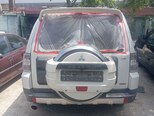 Mitsubishi Pajero-3