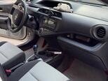 Toyota Prius C-6