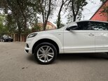 Audi Q7-10