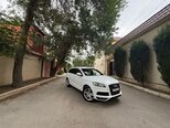 Audi Q7-14
