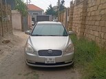 Hyundai Accent-1