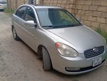 Hyundai Accent-7