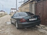 Mercedes E 270-2