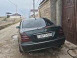 Mercedes E 270-3