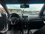 Hyundai Accent-7