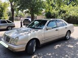 Mercedes E 200-4