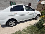 Hyundai Accent-4