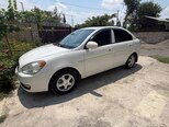 Hyundai Accent-8
