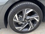 Hyundai Elantra-10