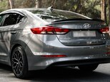 Hyundai Elantra-6