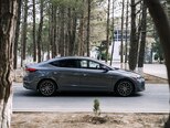 Hyundai Elantra-4