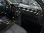 Mercedes E 270-13